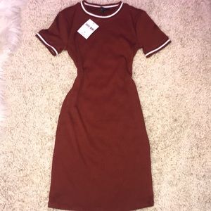 NEVER WORN RIBBED SHOULDER DRESS